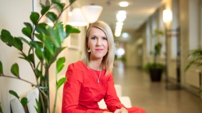 Ympäristö- ja ilmastoministeri Sari Multala